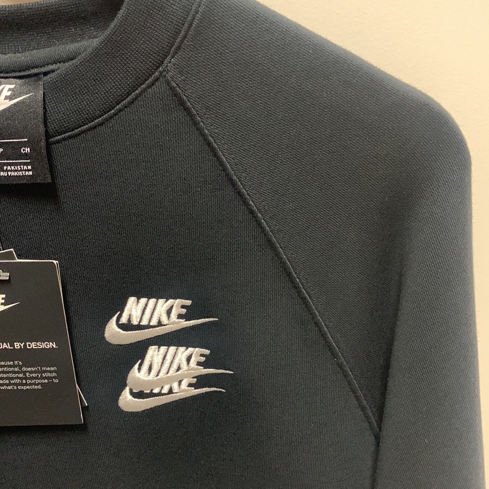 🐎 Rare Brand New Mens sweatshirt Nike Size small - Picture 8 of 11